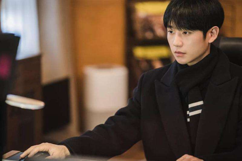 丁海寅在ins上的点赞数量